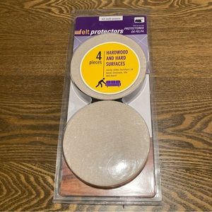 ❤️‍🔥 (5/$20) NWT 5in Felt Protectors - 4 Pieces